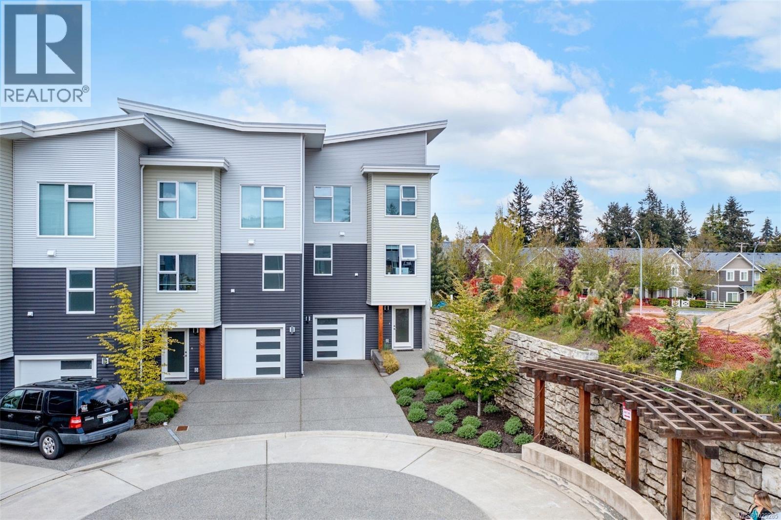 106 1800 Summerhill Pl, Nanaimo, British Columbia