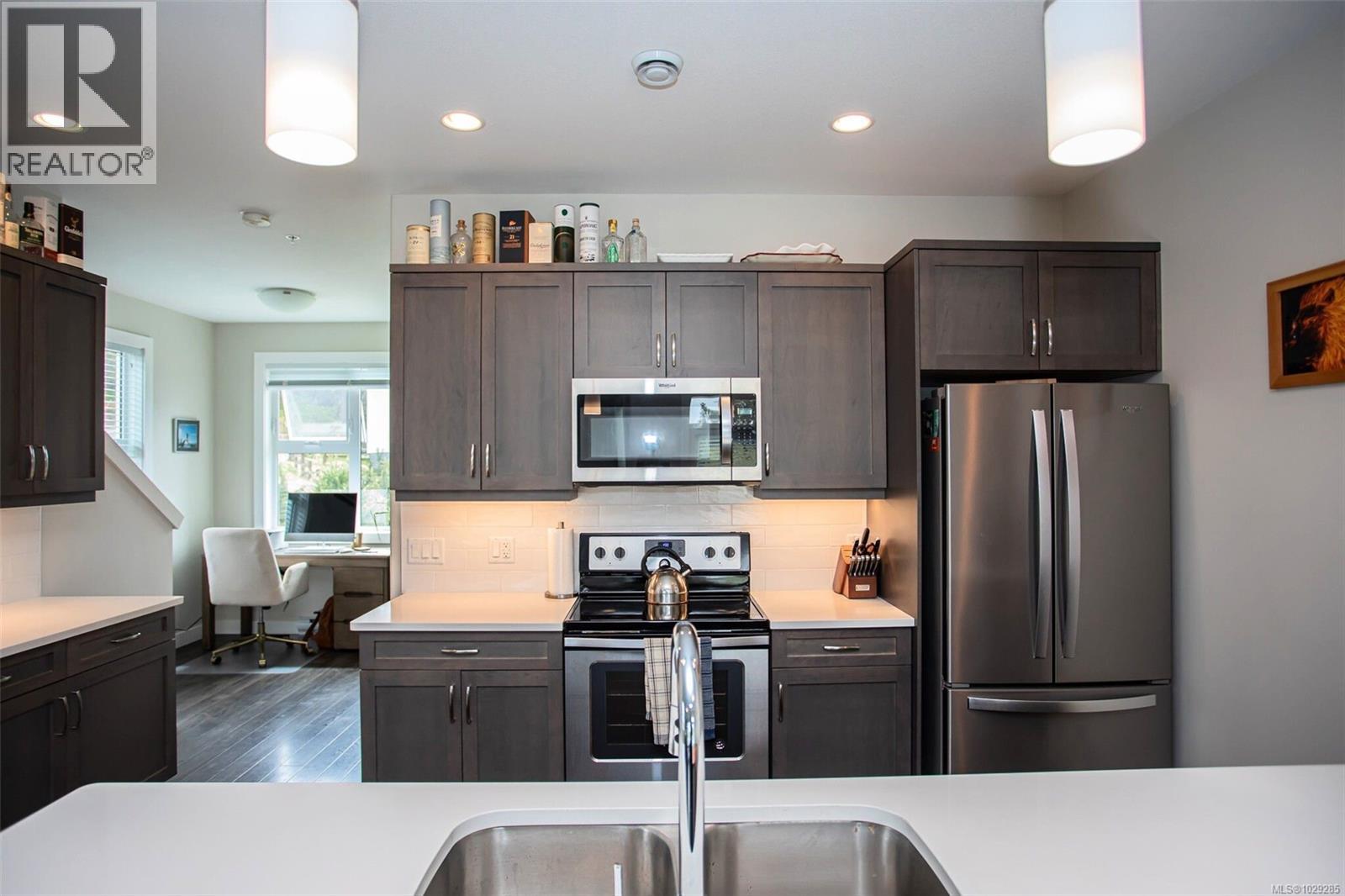 106 1800 Summerhill Pl, Nanaimo, British Columbia  V9S 0C7 - Photo 4 - 1029285