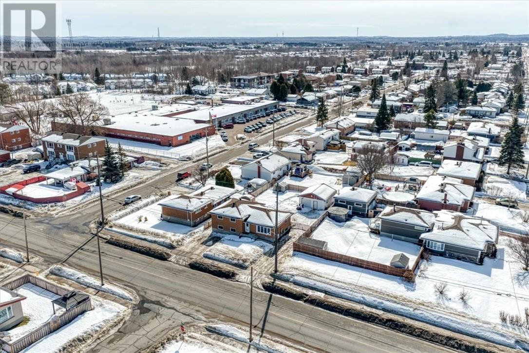 130 Main Street E, Chelmsford, Ontario  P0M 1L0 - Photo 34 - 2126911