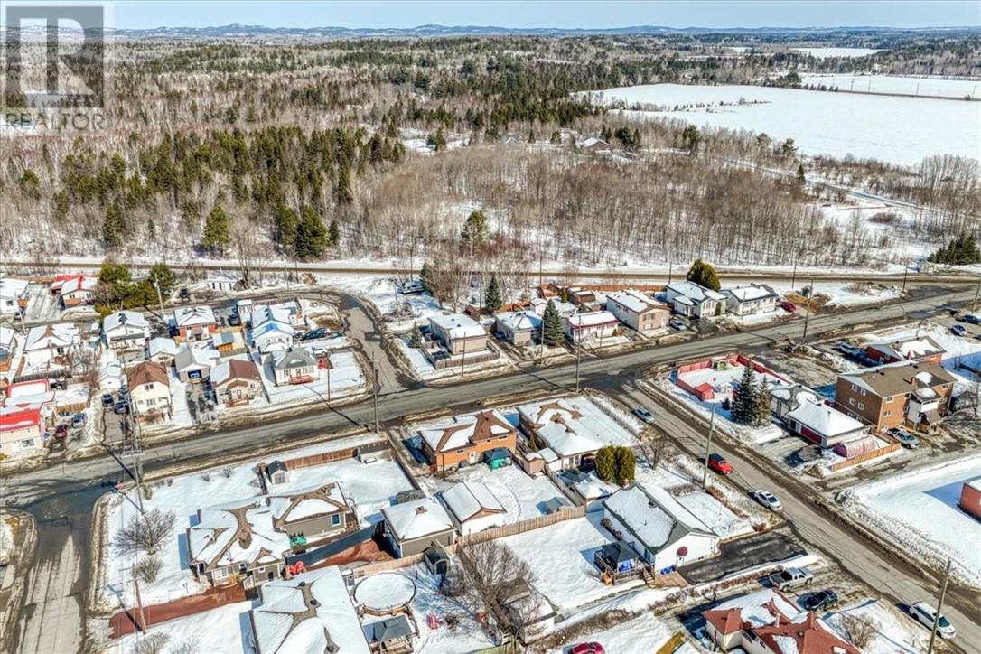 130 Main Street E, Chelmsford, Ontario  P0M 1L0 - Photo 37 - 2126911