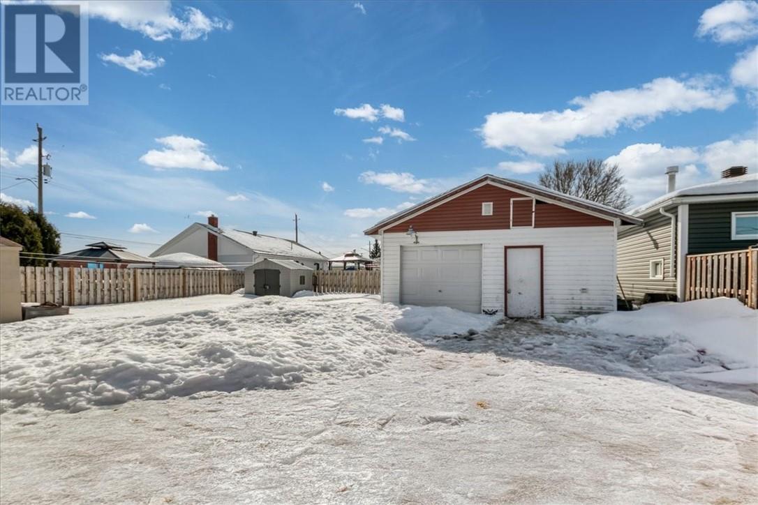 130 Main Street E, Chelmsford, Ontario  P0M 1L0 - Photo 6 - 2126911