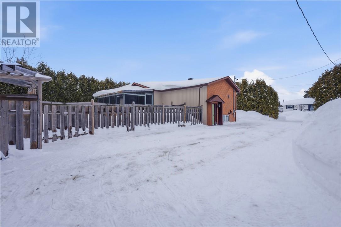 205 Balfour, Chelmsford, Ontario  P0M 1L0 - Photo 55 - 2126902