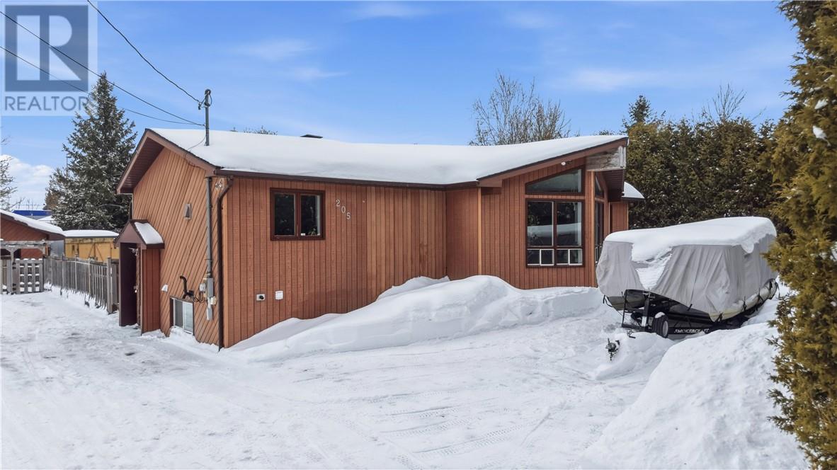 205 Balfour, Chelmsford, Ontario  P0M 1L0 - Photo 60 - 2126902