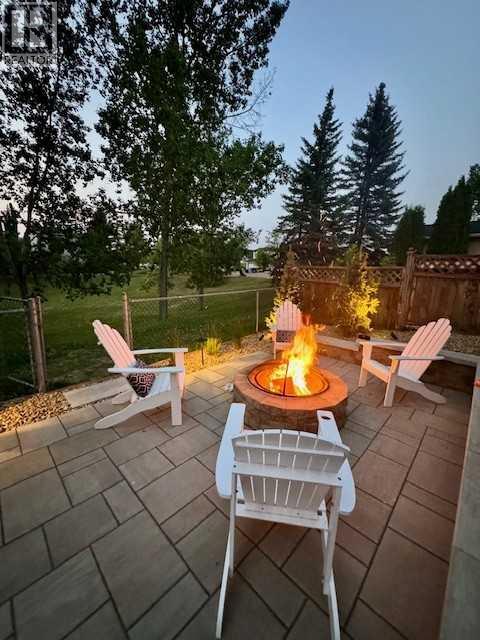10 Somerside Manor Sw, Calgary, Alberta  T2Y 3G5 - Photo 3 - A2287395