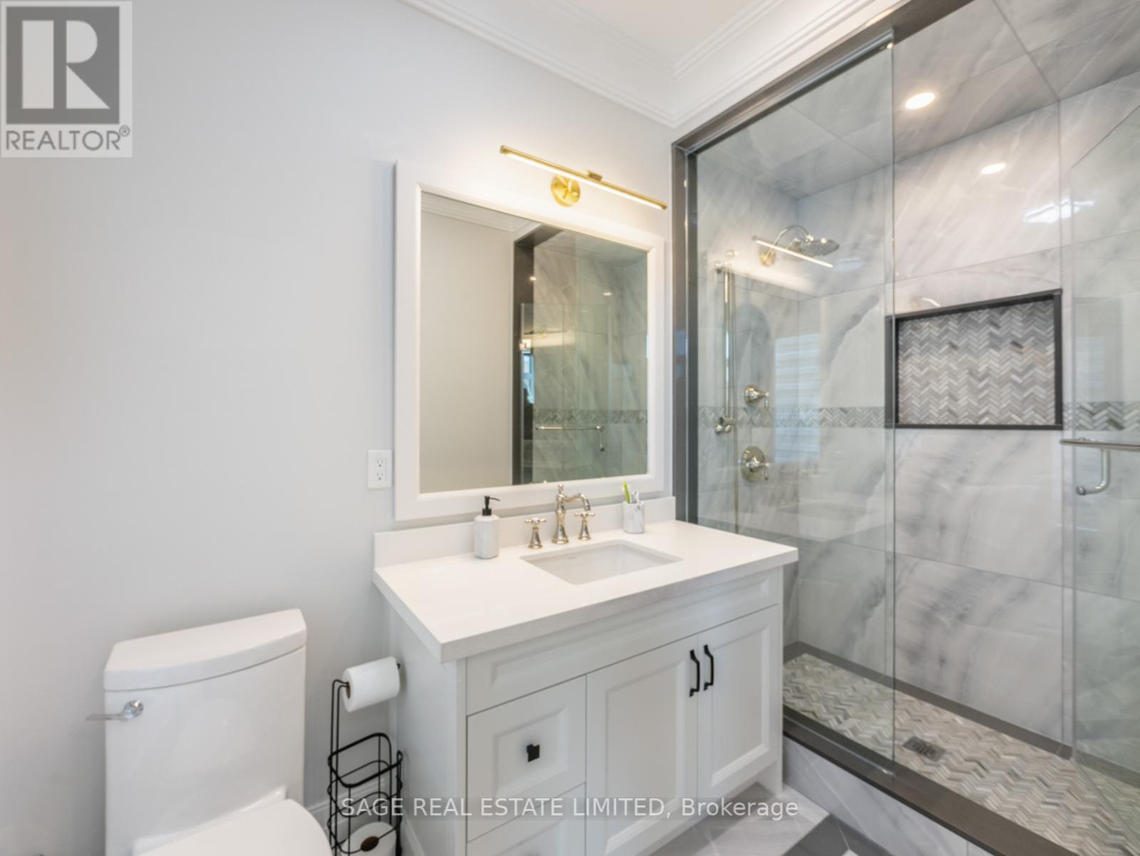 17 Daniel Cozens Court, Toronto, Ontario  M2R 0A7 - Photo 38 - C12919082