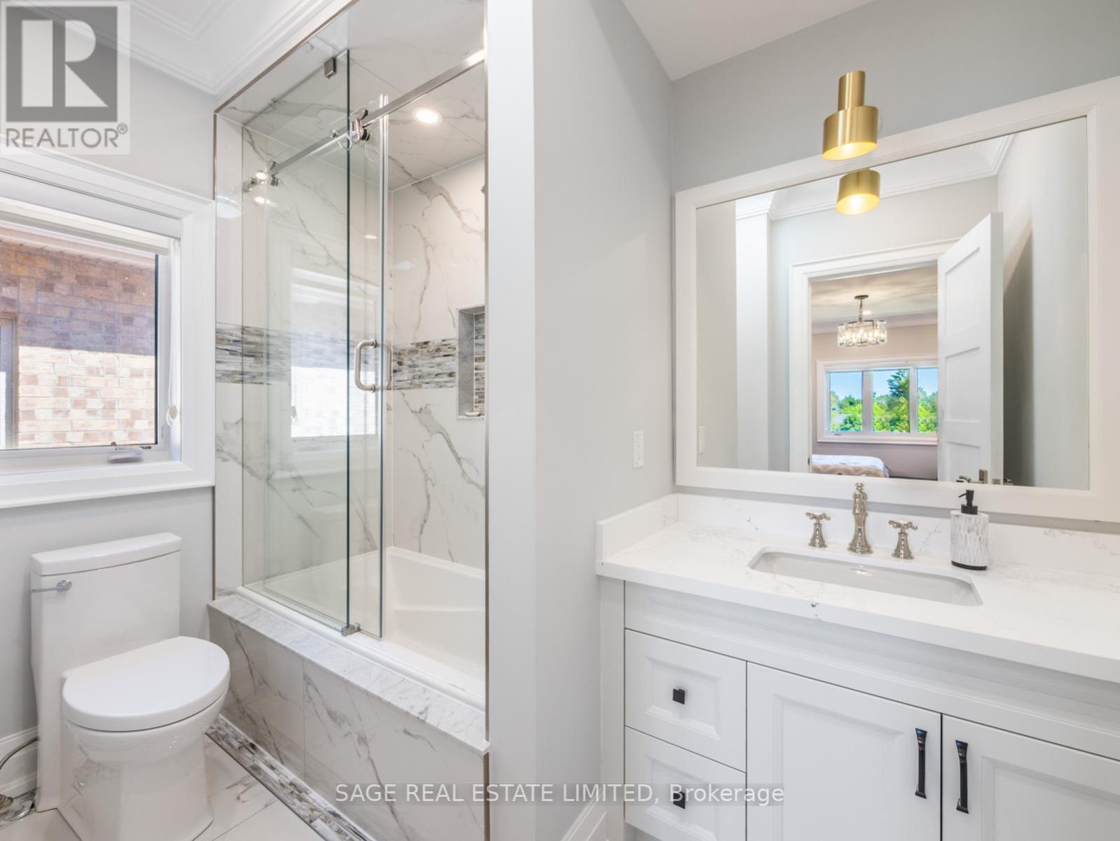 17 Daniel Cozens Court, Toronto, Ontario  M2R 0A7 - Photo 41 - C12919082