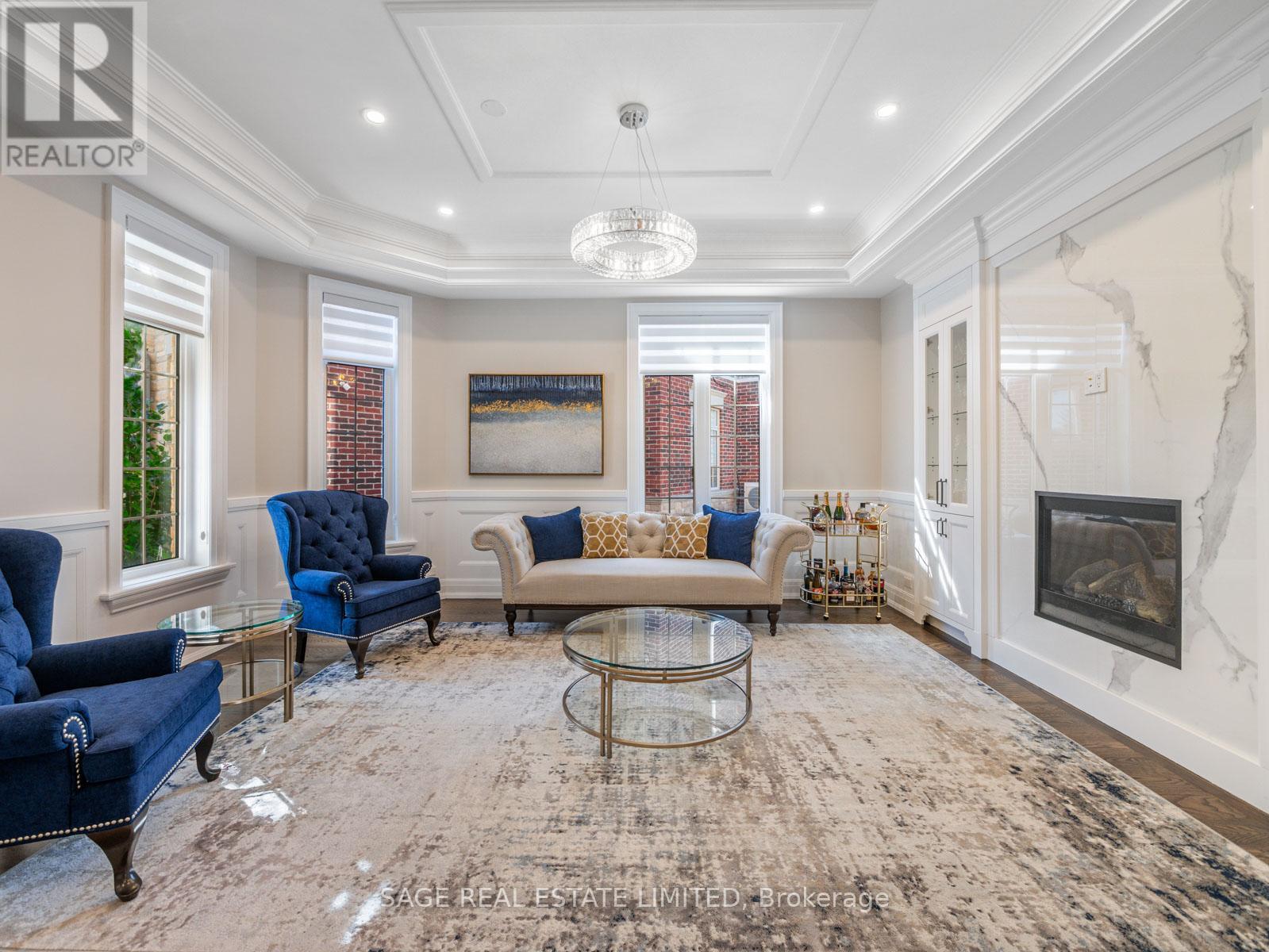 17 Daniel Cozens Court, Toronto, Ontario  M2R 0A7 - Photo 5 - C12919082