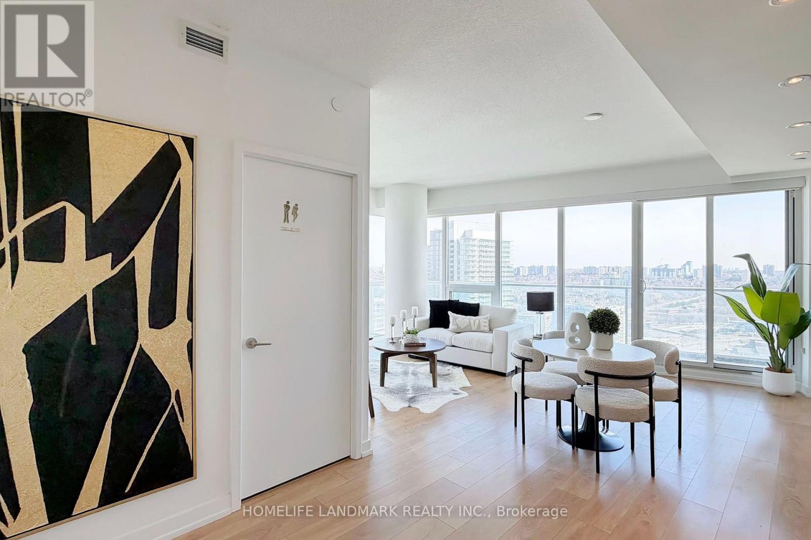 2209 - 117 Mcmahon Drive, Toronto, Ontario  M2K 2X9 - Photo 4 - C12919084