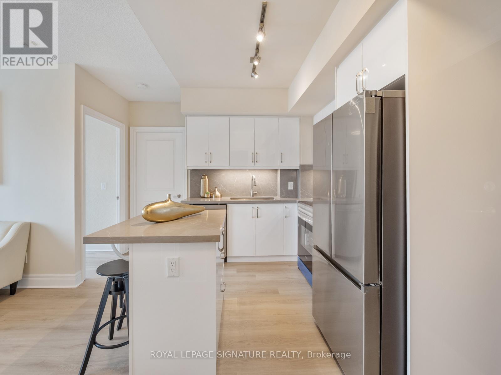 324 - 701 Sheppard Avenue W, Toronto, Ontario  M3H 2S7 - Photo 13 - C12919236