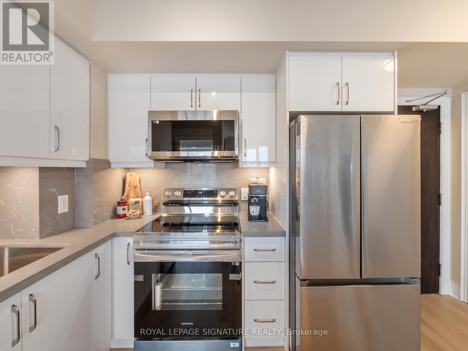 324 - 701 Sheppard Avenue W, Toronto, Ontario  M3H 2S7 - Photo 23 - C12919236