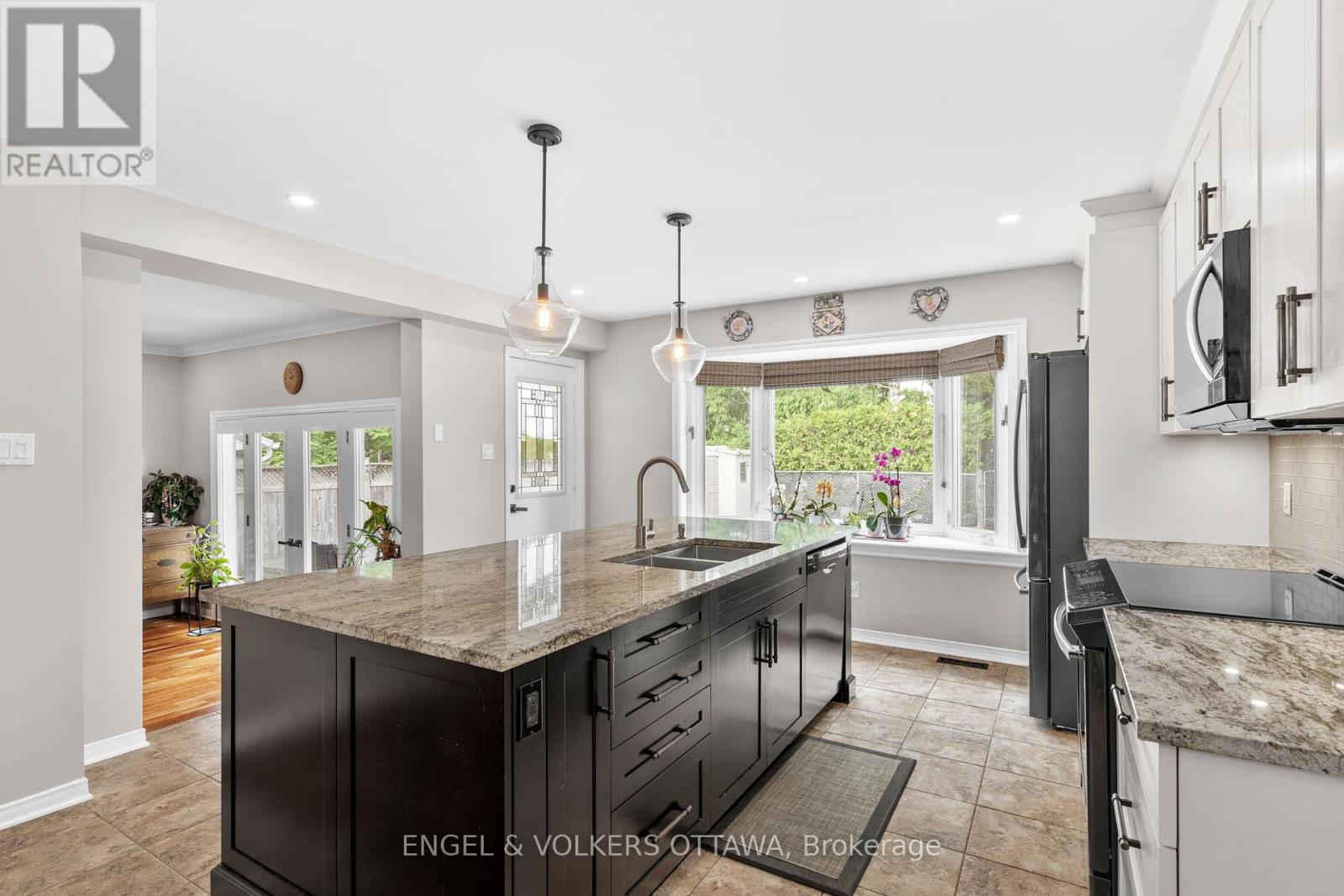 45 Townsend Drive, Ottawa, Ontario K2J 2T8 - Photo 12 - X12919094