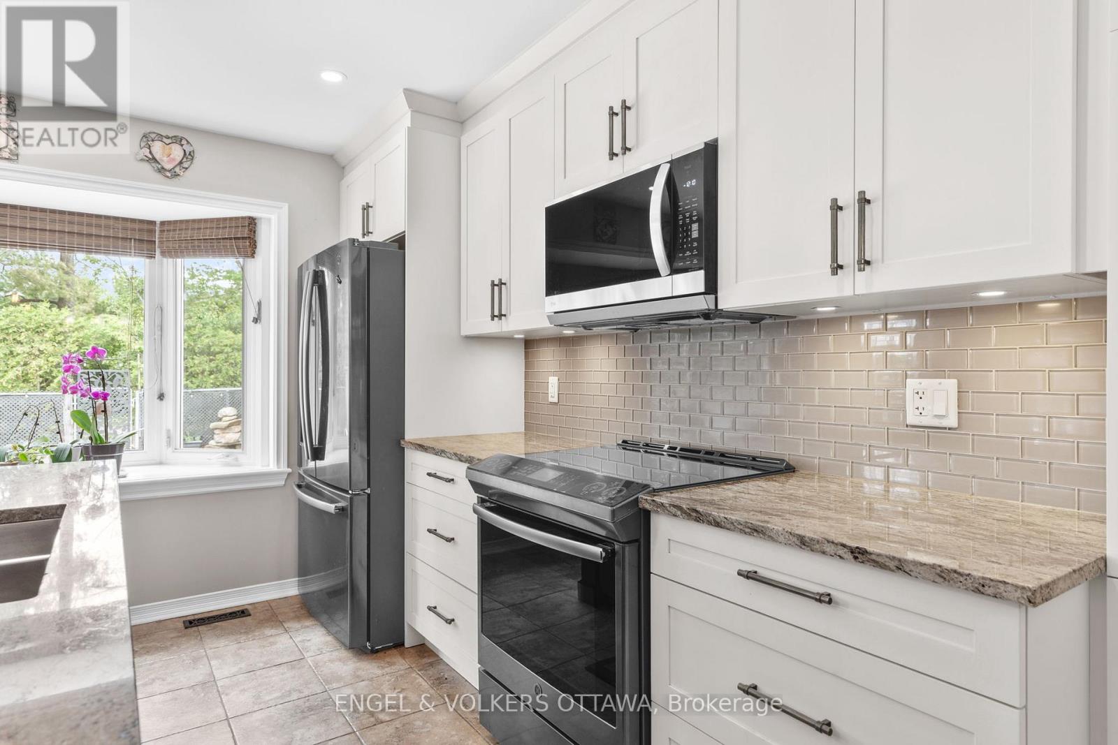 45 Townsend Drive, Ottawa, Ontario K2J 2T8 - Photo 13 - X12919094