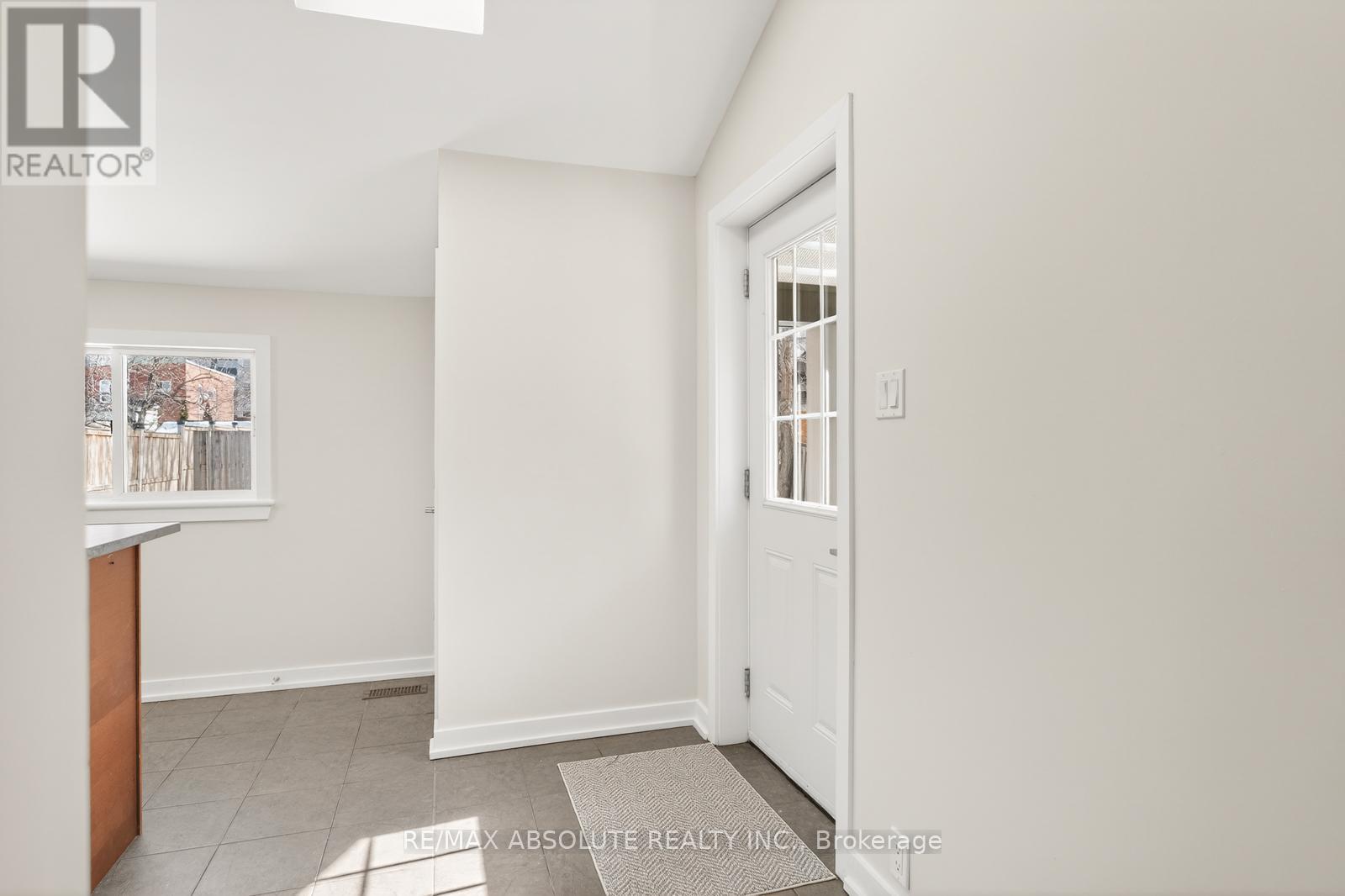 181 Lebreton Street N, Ottawa, Ontario  K1R 7H7 - Photo 19 - X12919116