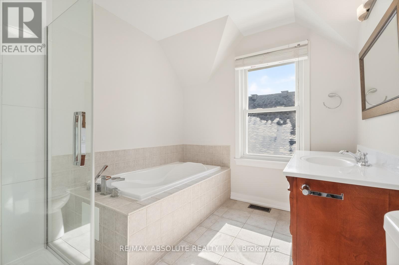 181 Lebreton Street N, Ottawa, Ontario  K1R 7H7 - Photo 23 - X12919116