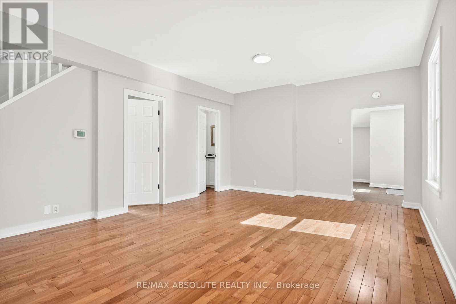 181 Lebreton Street N, Ottawa, Ontario  K1R 7H7 - Photo 9 - X12919116