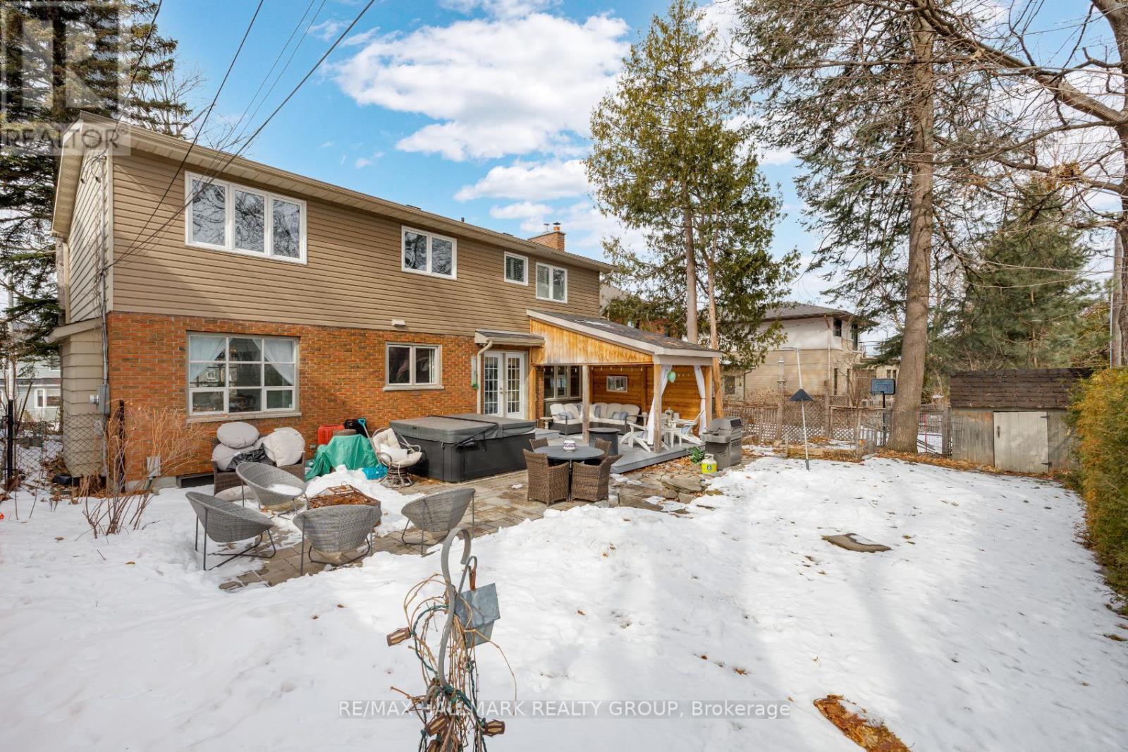 547 Denbury Avenue, Ottawa, Ontario K2A 2N8 - Photo 35 - X12919146