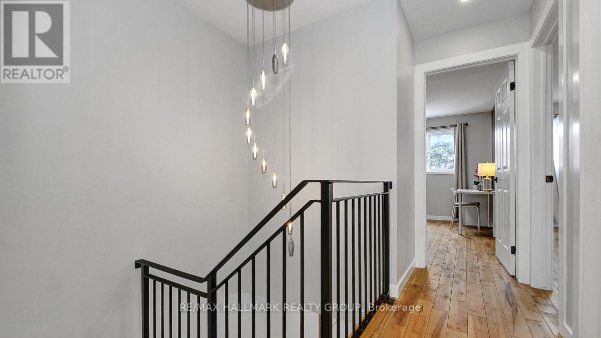78 Havenhurst Crescent, Ottawa, Ontario  K1T 3G5 - Photo 26 - X12919204