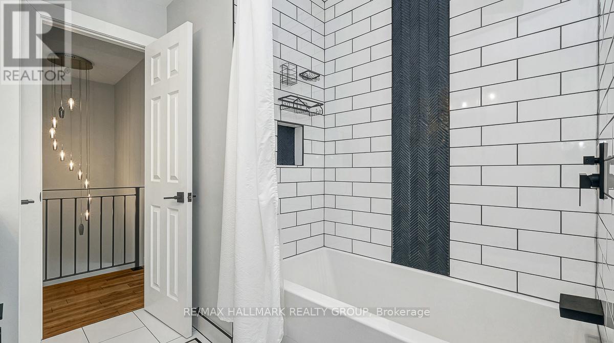 78 Havenhurst Crescent, Ottawa, Ontario  K1T 3G5 - Photo 38 - X12919204