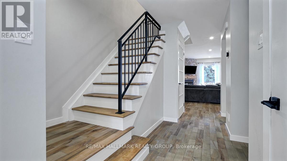 78 Havenhurst Crescent, Ottawa, Ontario  K1T 3G5 - Photo 7 - X12919204