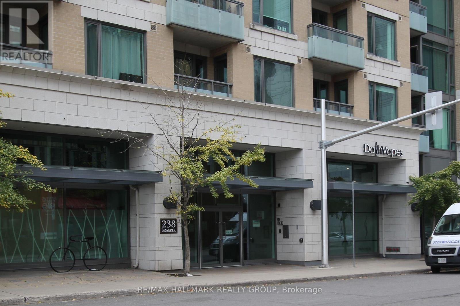 814 - 238 Besserer Street, Ottawa, Ontario  K1N 6B1 - Photo 2 - X12919262