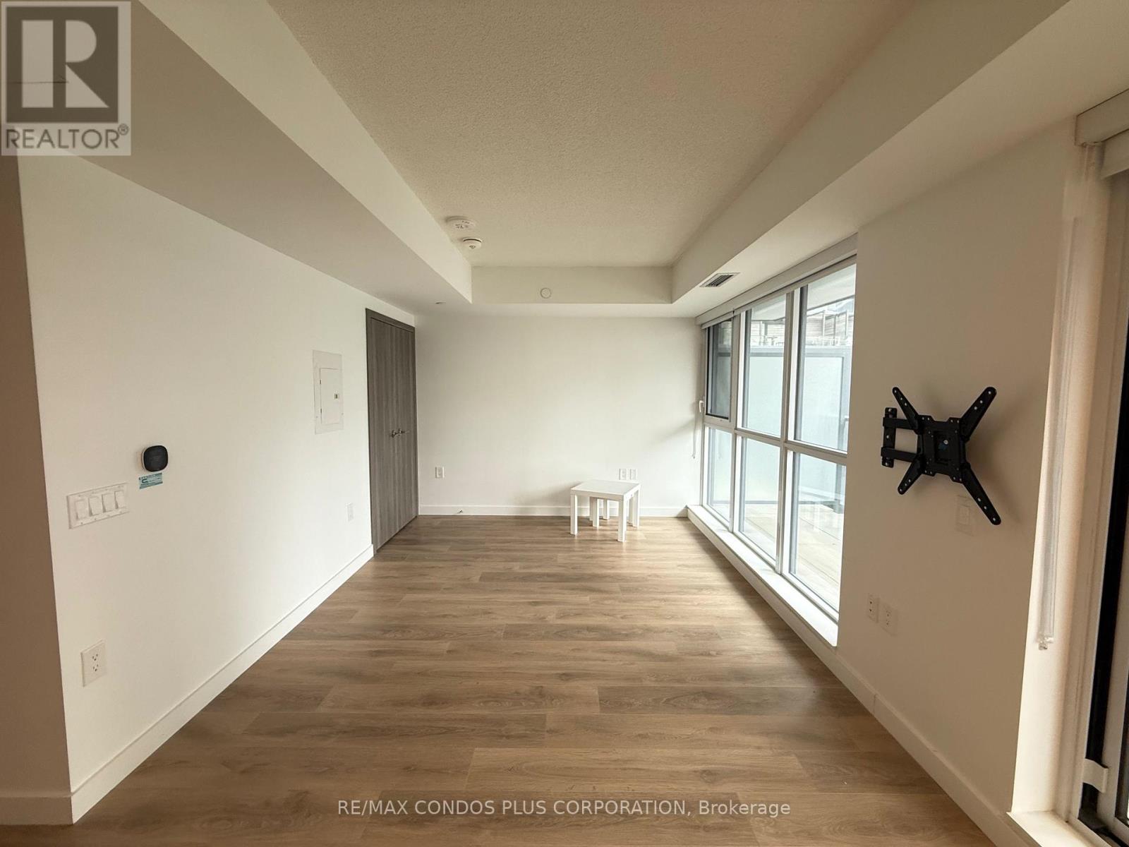 712 - 38 Widmer Street, Toronto, Ontario  M5V 0P7 - Photo 5 - C12682678