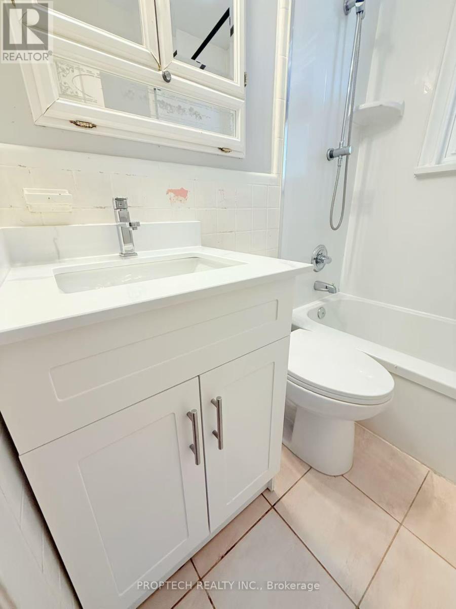 28 Boem Avenue, Toronto (Wexford-Maryvale), Ontario  M1R 3T1 - Photo 17 - E12915430