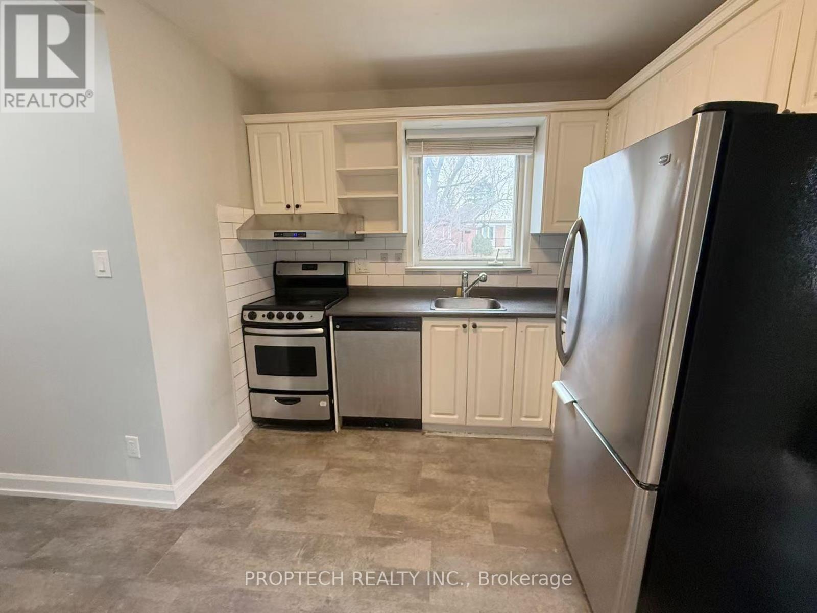 28 Boem Avenue, Toronto (Wexford-Maryvale), Ontario  M1R 3T1 - Photo 7 - E12915430