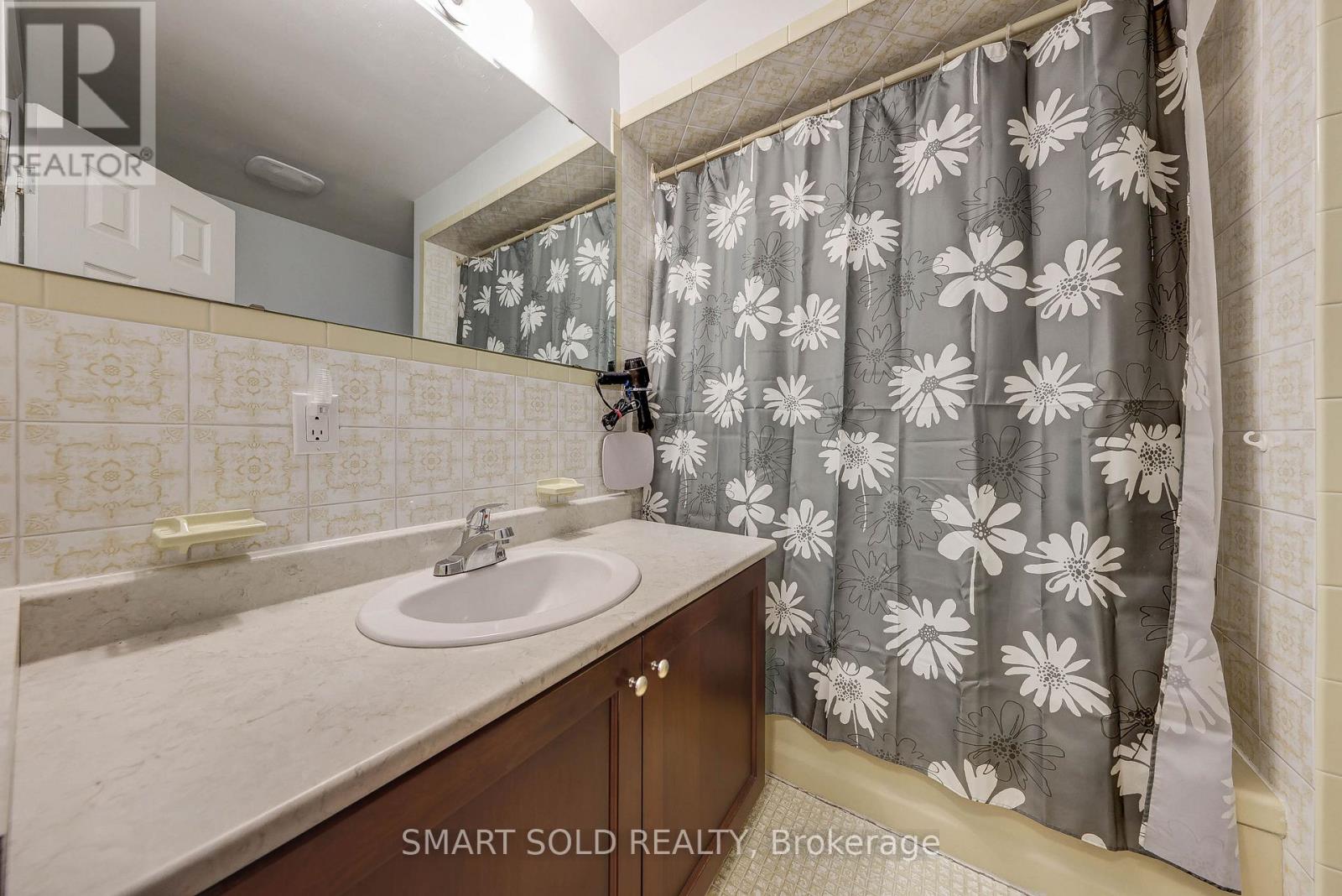 59 Chapman Avenue, Toronto, Ontario  M4B 1C6 - Photo 22 - E12917664