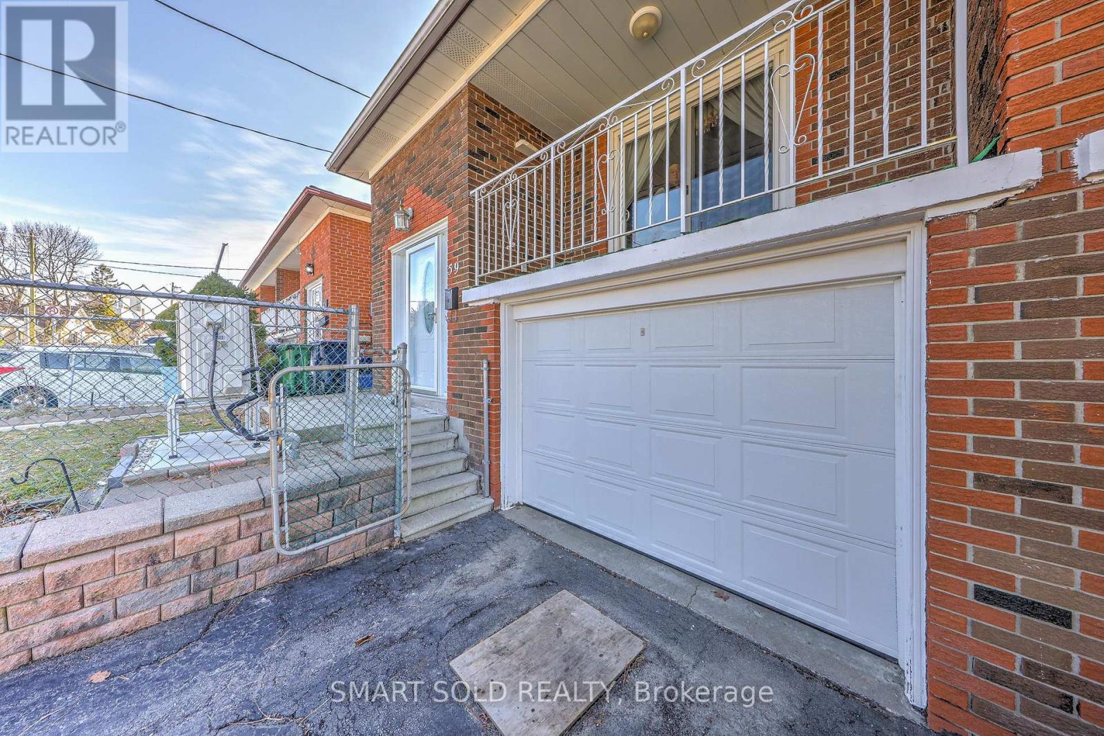 59 Chapman Avenue, Toronto, Ontario  M4B 1C6 - Photo 9 - E12917664