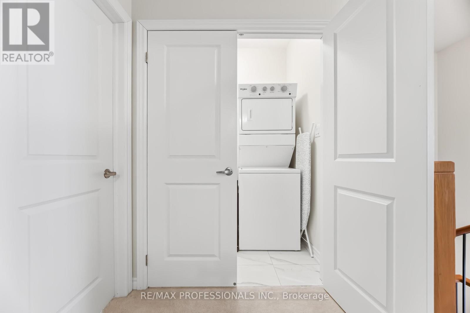 1401 National Common, Burlington, Ontario L7P 0V7 - Photo 32 - W12913654