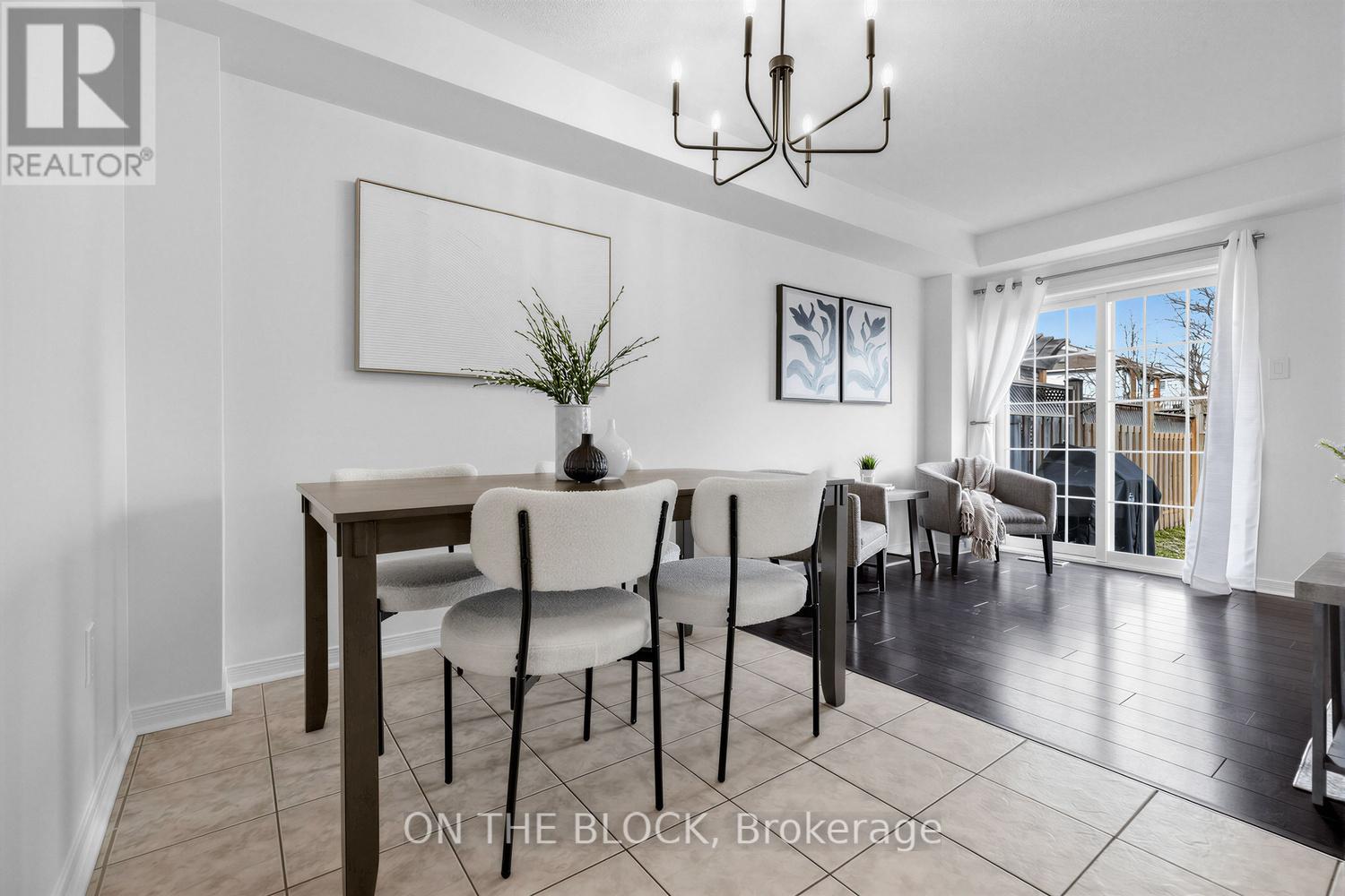 9 Hammill Heights, East Gwillimbury (Mt Albert), Ontario L0G 1M0 - Photo 7 - N12919092