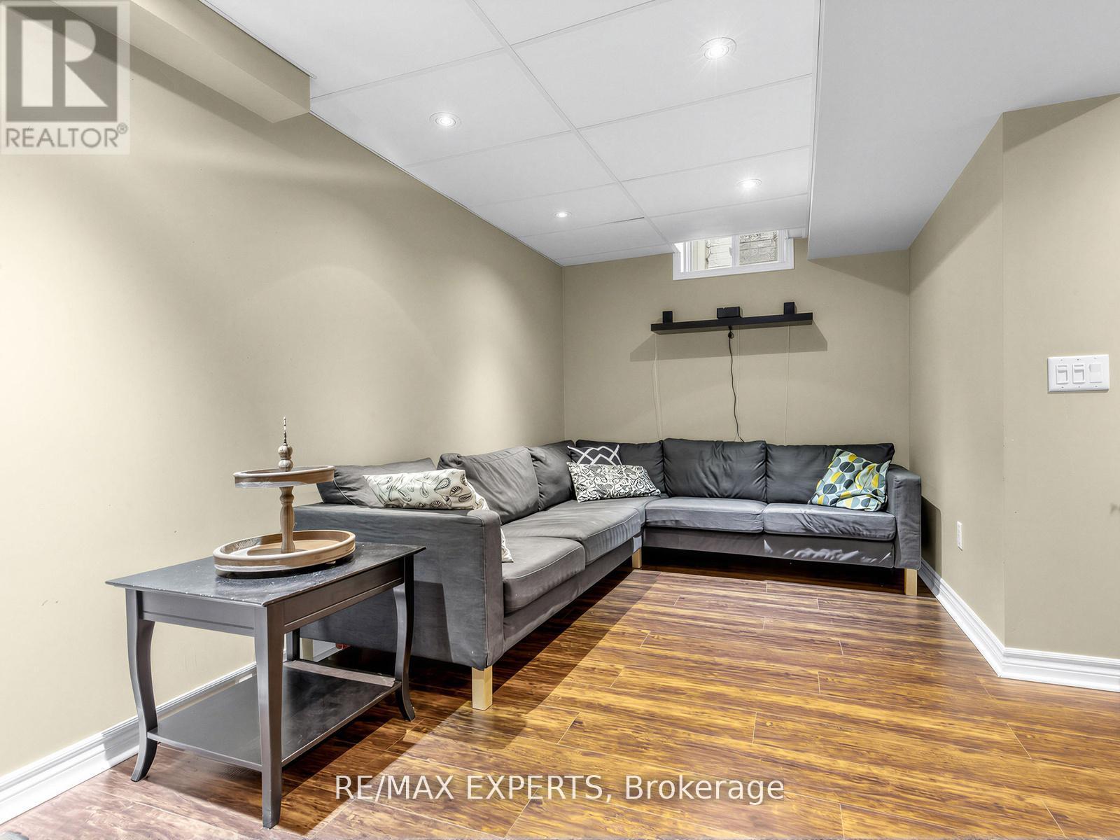 35 Arundel Drive, Vaughan, Ontario  L4H 2E6 - Photo 29 - N12919096