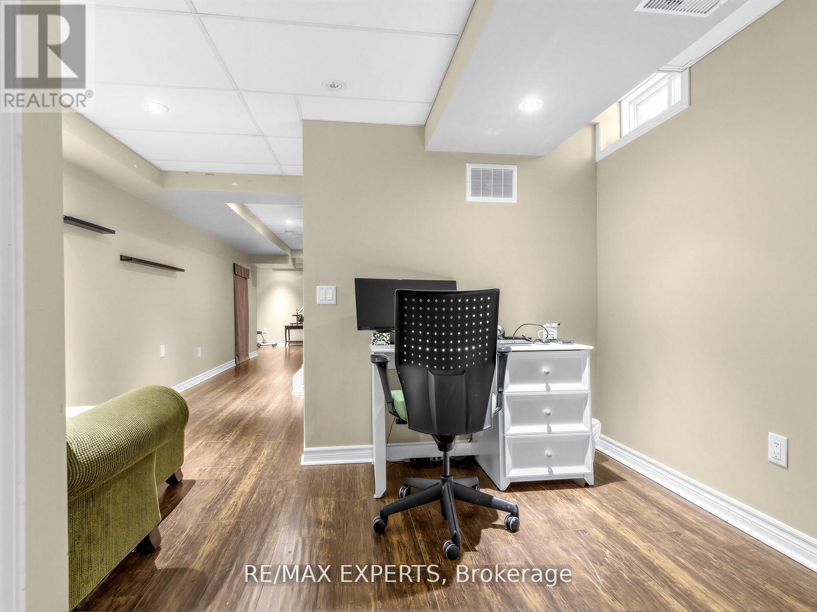 35 Arundel Drive, Vaughan, Ontario  L4H 2E6 - Photo 31 - N12919096