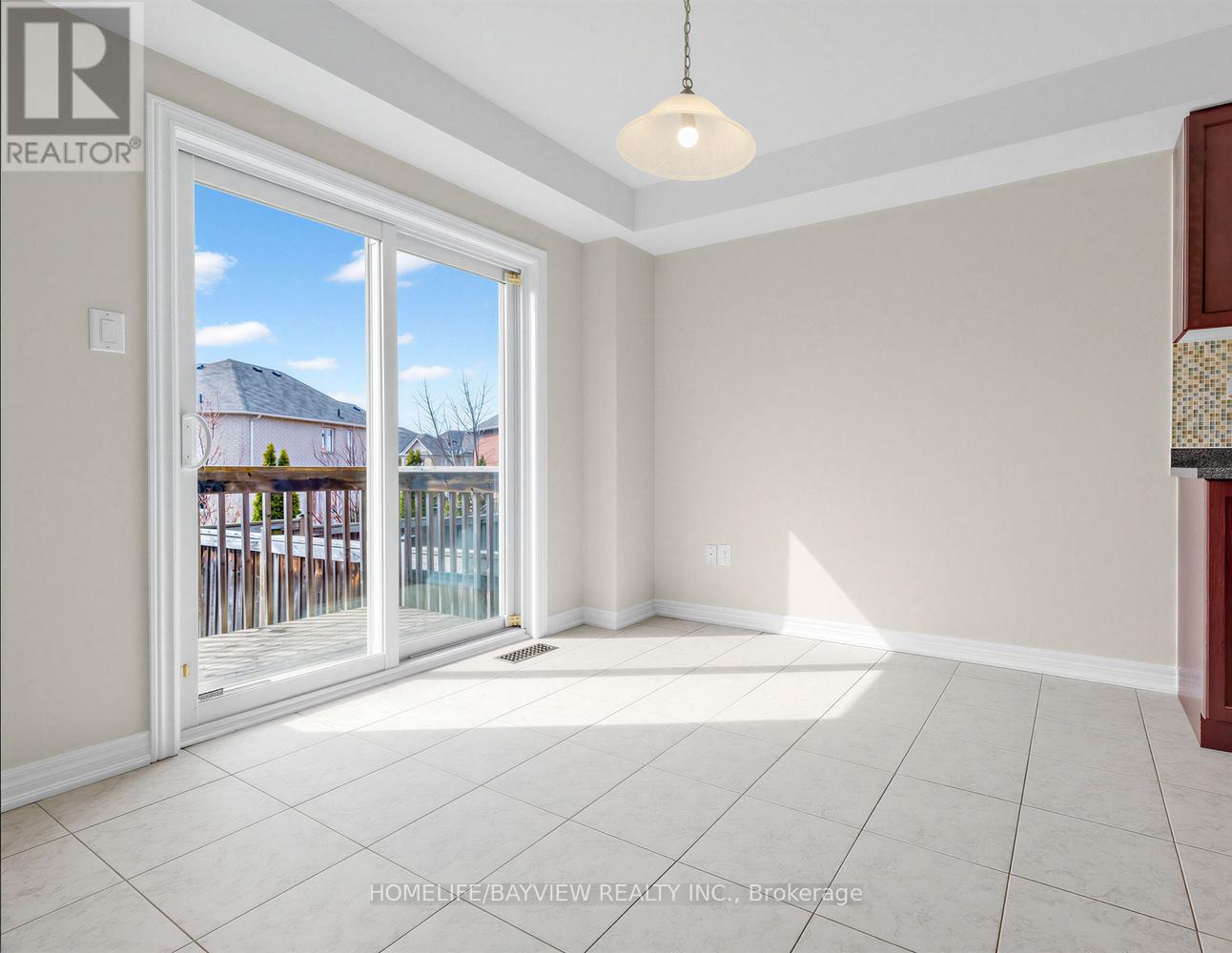 12 Winisk Street, Richmond Hill, Ontario  L4E 0M6 - Photo 15 - N12919136