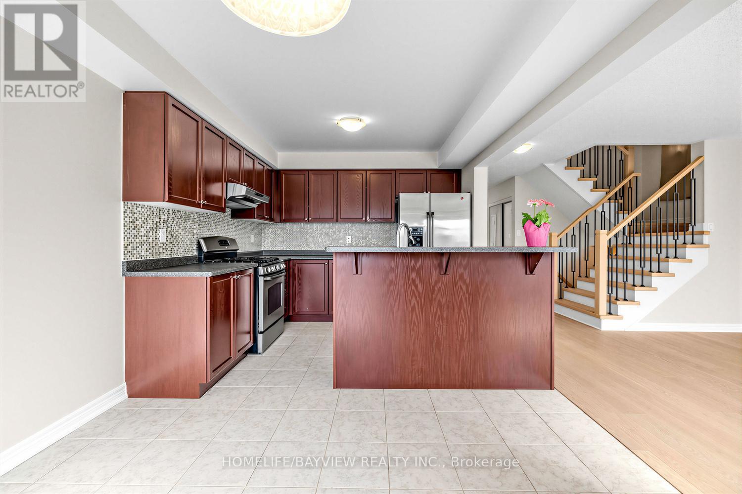 12 Winisk Street, Richmond Hill, Ontario  L4E 0M6 - Photo 18 - N12919136