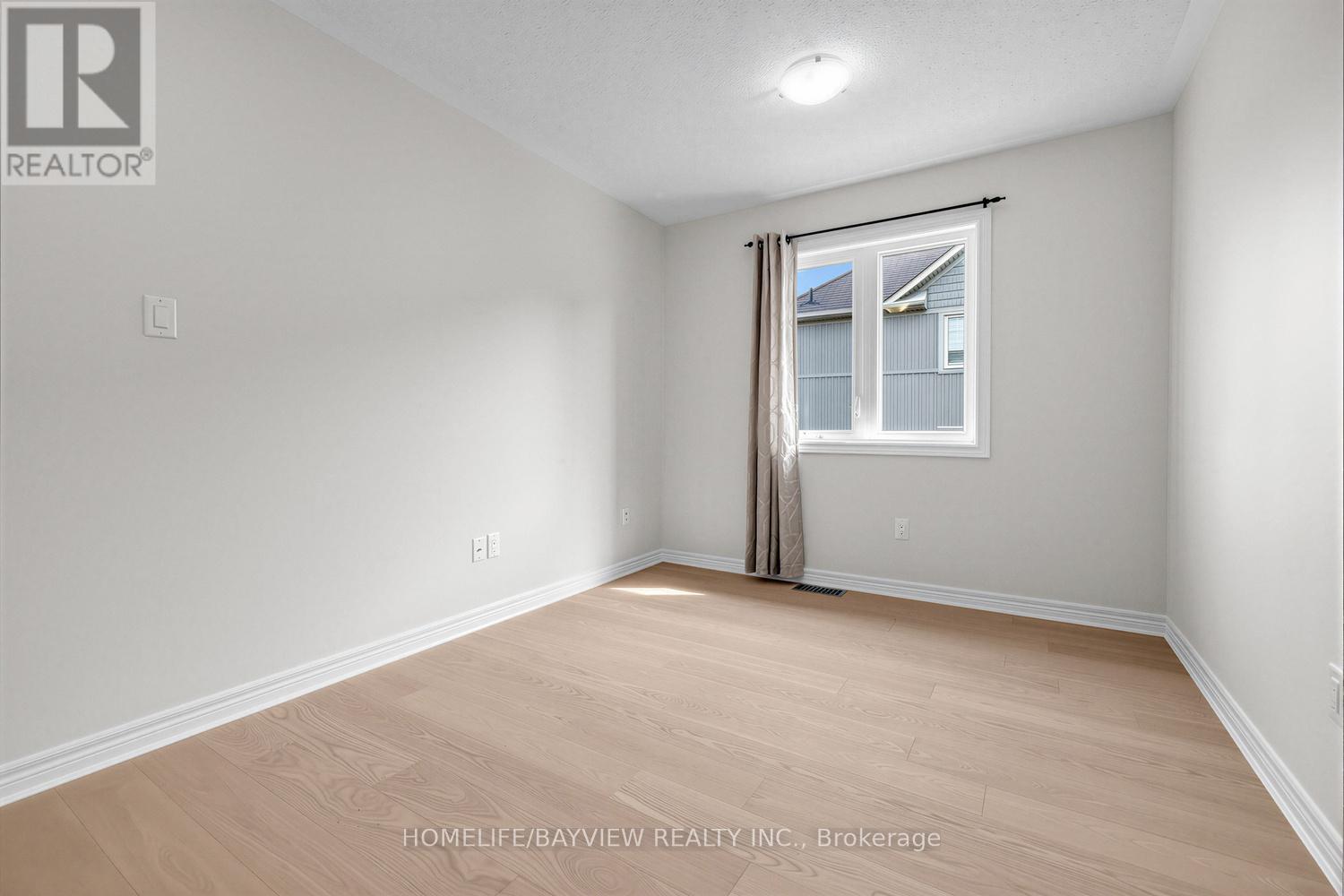 12 Winisk Street, Richmond Hill, Ontario  L4E 0M6 - Photo 25 - N12919136