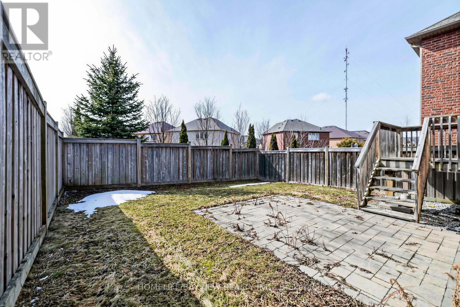 12 Winisk Street, Richmond Hill, Ontario  L4E 0M6 - Photo 35 - N12919136