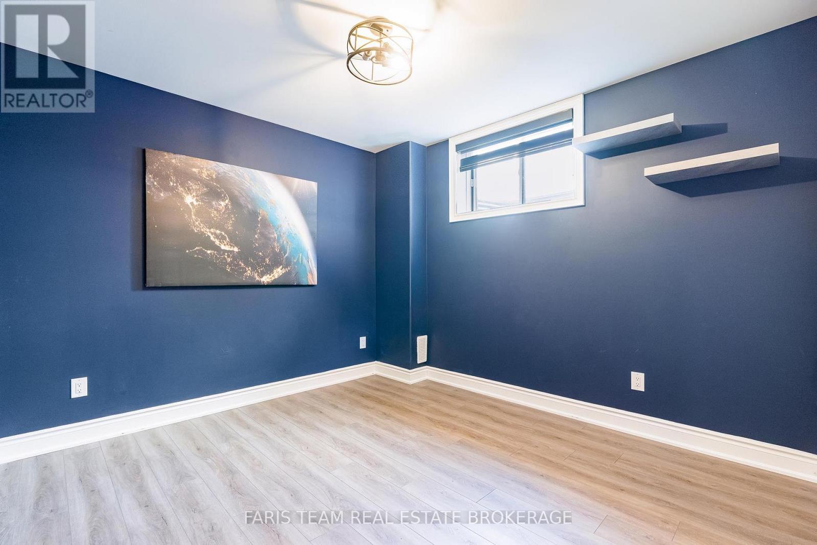 9 Byers Street, Springwater, Ontario  L9X 2A3 - Photo 34 - S12919210