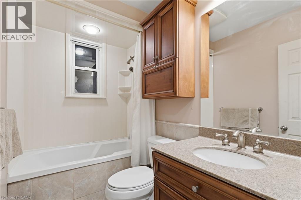 13 Alba Street, Stoney Creek, Ontario  L8G 1N9 - Photo 19 - 40813446