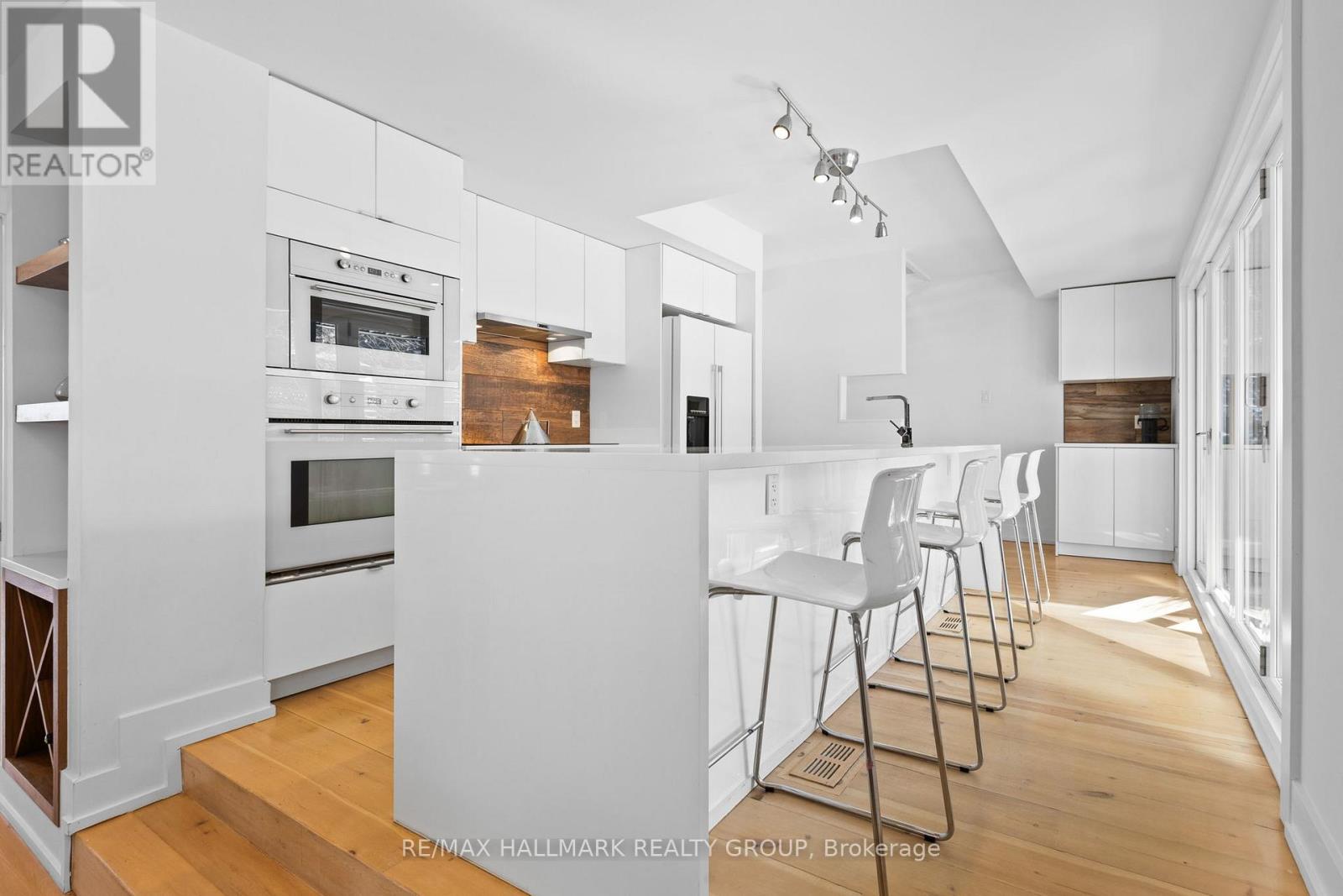 330 Winona Avenue, Ottawa, Ontario  K1Z 5H4 - Photo 9 - X12835446