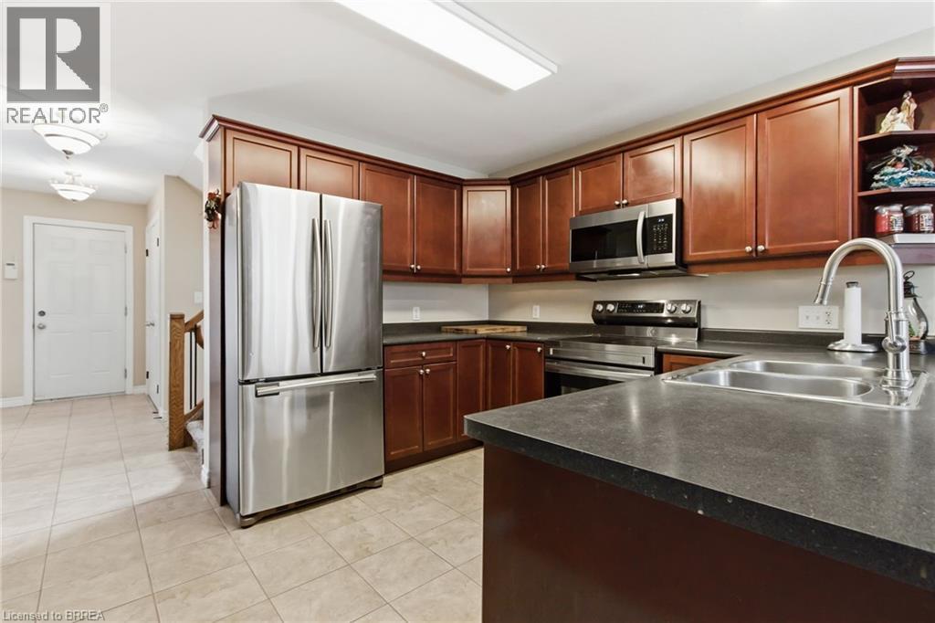 12 Langrell Avenue, Tillsonburg, Ontario  N4G 5X8 - Photo 5 - 40806681