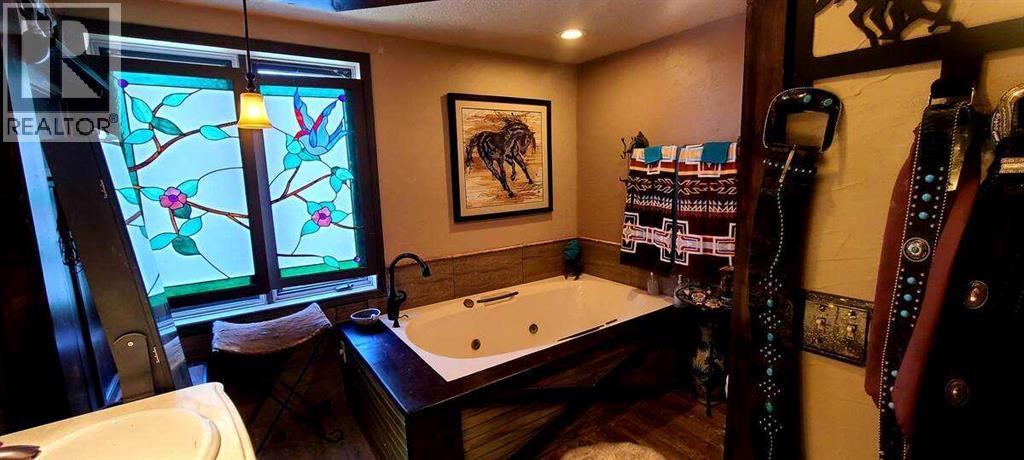 241054 Range Road 260, Rural Wheatland County, Alberta  T1P 0Y6 - Photo 16 - A2226490