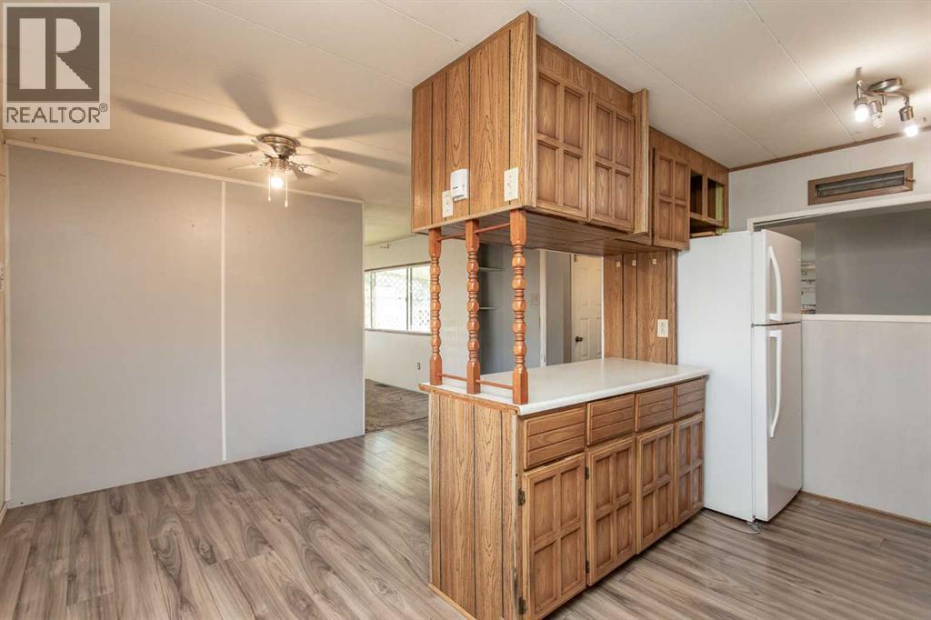 7 Parkland Acres, Lacombe, Alberta  T4L 1T2 - Photo 14 - A2284492