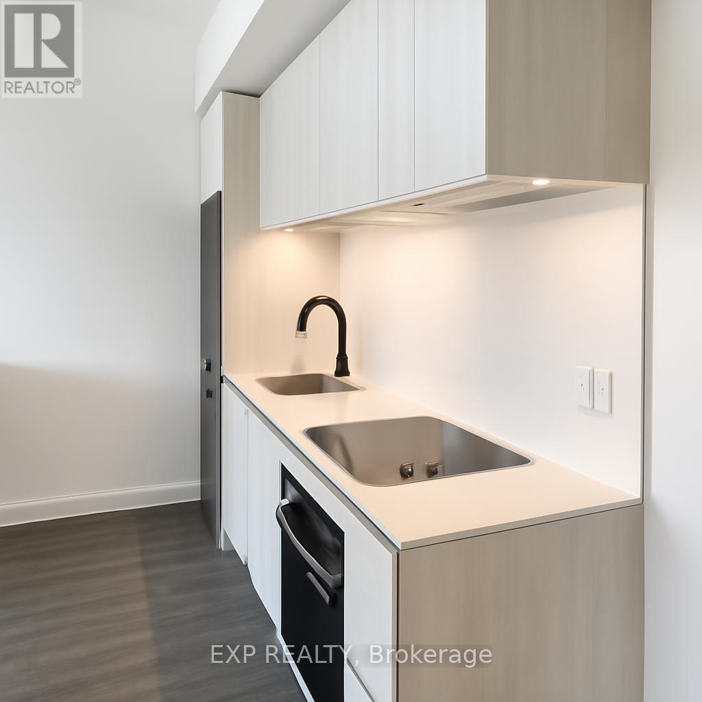 309 - 2495 Eglinton Avenue W, Mississauga, Ontario  L5M 2T2 - Photo 11 - W12919090