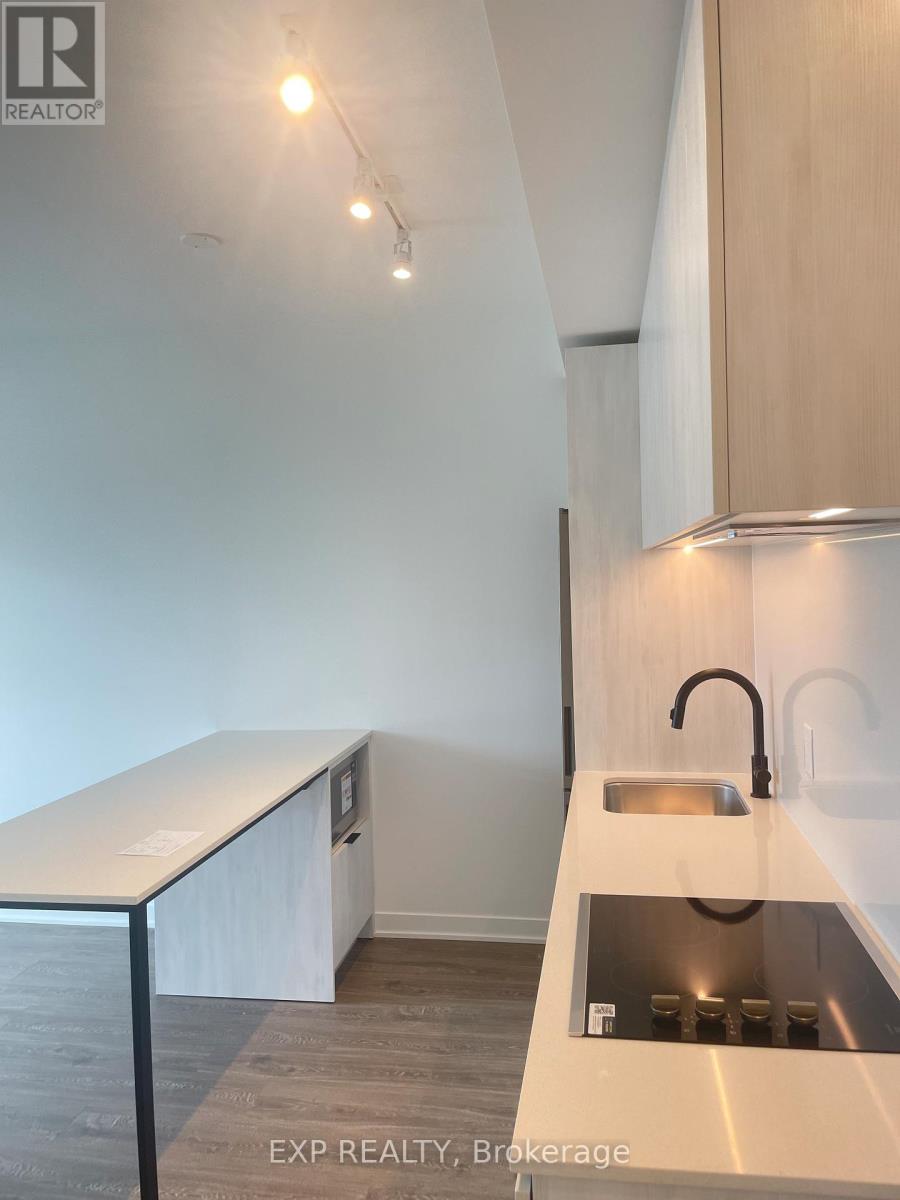 309 - 2495 Eglinton Avenue W, Mississauga, Ontario  L5M 2T2 - Photo 4 - W12919090