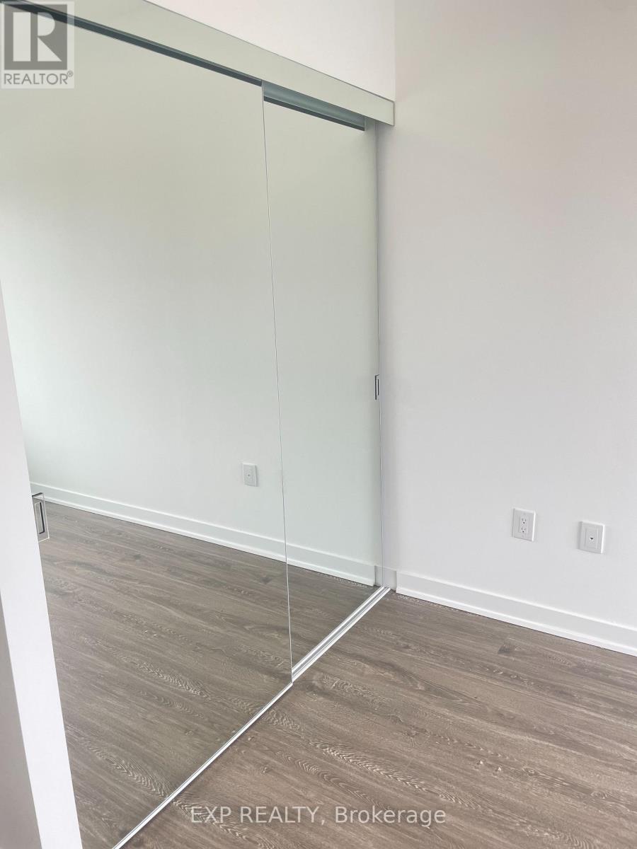 309 - 2495 Eglinton Avenue W, Mississauga, Ontario  L5M 2T2 - Photo 8 - W12919090