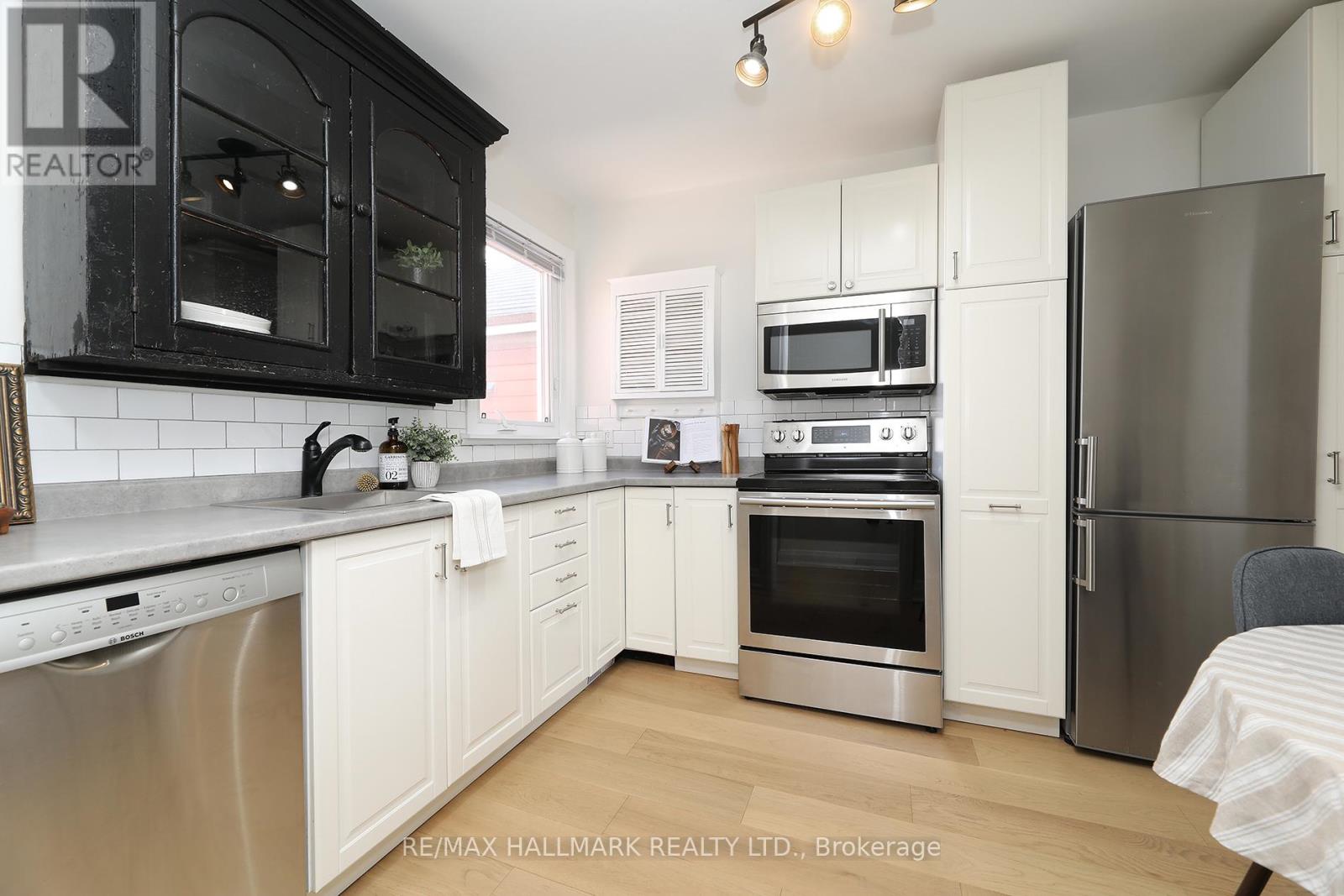 391 Delaware Avenue, Toronto, Ontario  M6H 2T7 - Photo 23 - W12919114