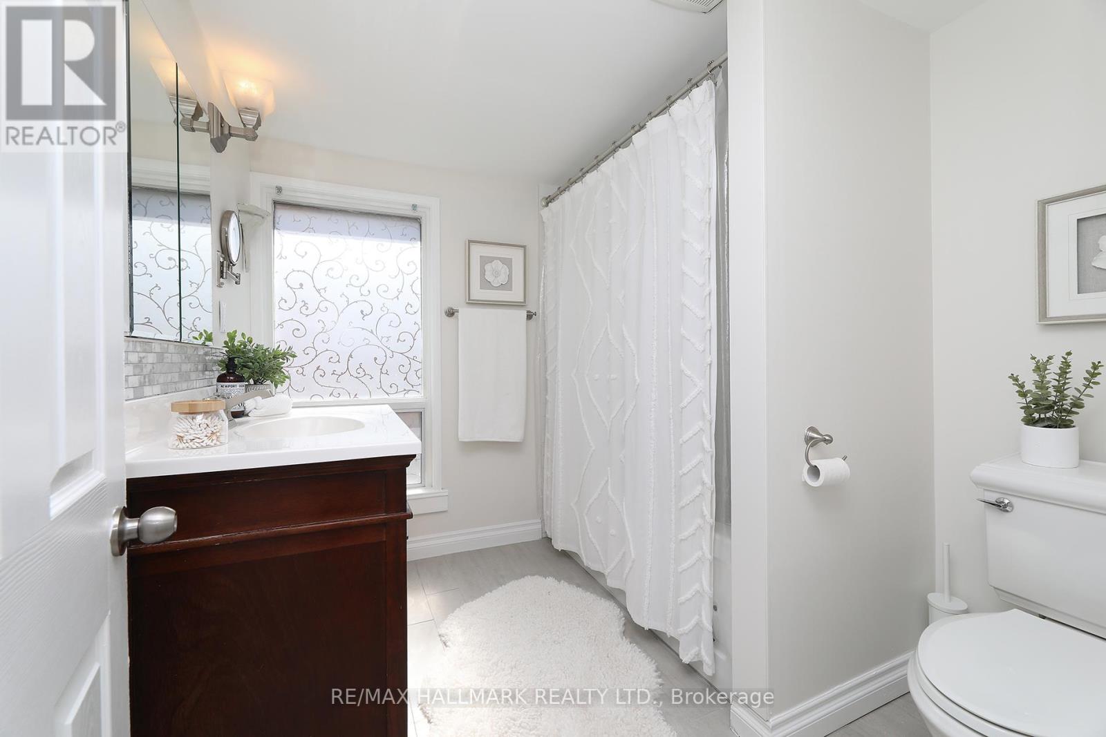 391 Delaware Avenue, Toronto, Ontario  M6H 2T7 - Photo 27 - W12919114