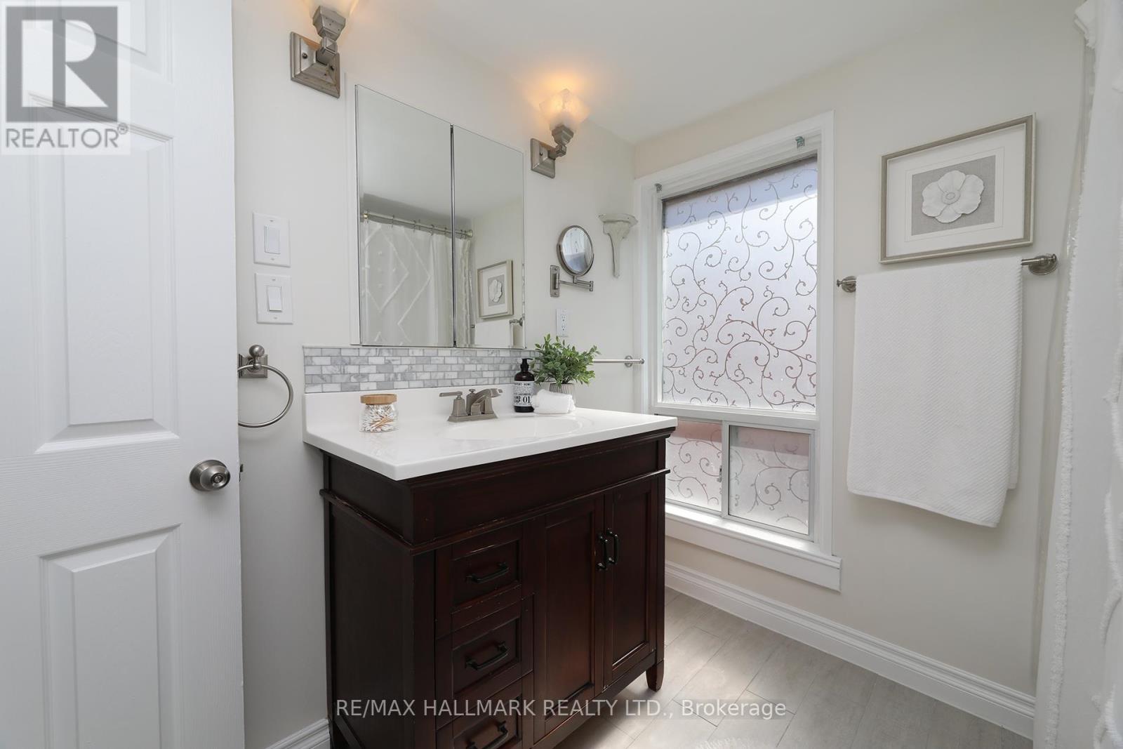 391 Delaware Avenue, Toronto, Ontario  M6H 2T7 - Photo 28 - W12919114