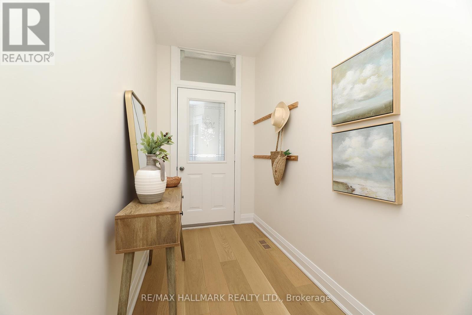 391 Delaware Avenue, Toronto, Ontario  M6H 2T7 - Photo 3 - W12919114